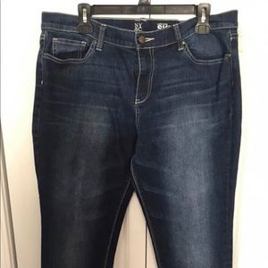 New York and Company capris.